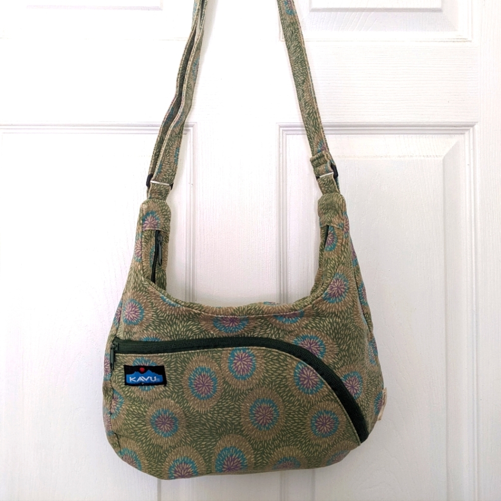 Kavu Purse